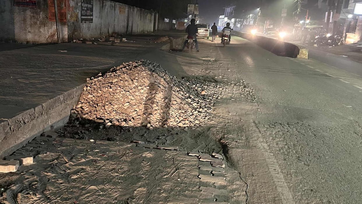 There will be no cloud of dust Interlocking will be done on the roadsides, saplings will be planted.