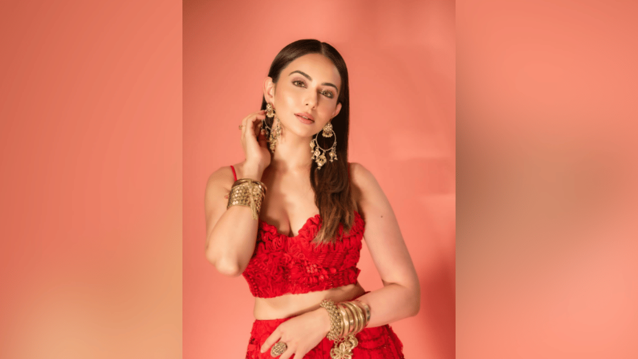 Rakul Preet Singh spoke about what is life like to her talks about social media driven world