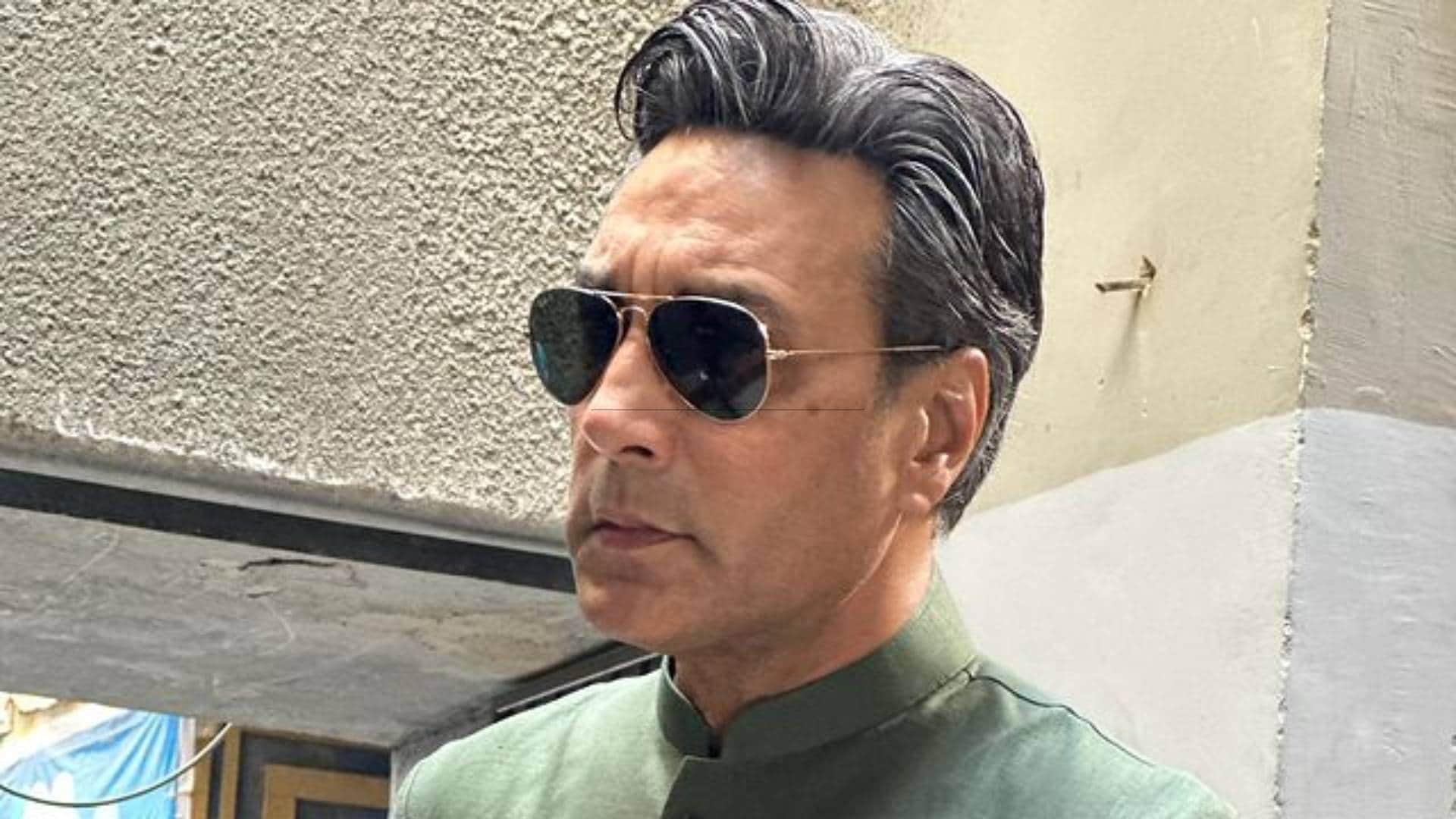 Pakistani Actor Adnan Siddiqui Reviews Hrithik Roshan Deepika Padukone Fighter and Called film a Big Flop