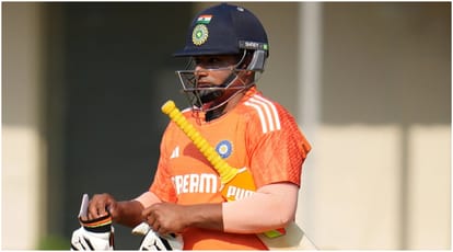 IND vs ENG Sarfaraz khan gets emotional after selection in Team India says Papa says I play like Javed Miandad