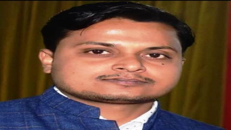 Businessman son dies of heart attack at his shop