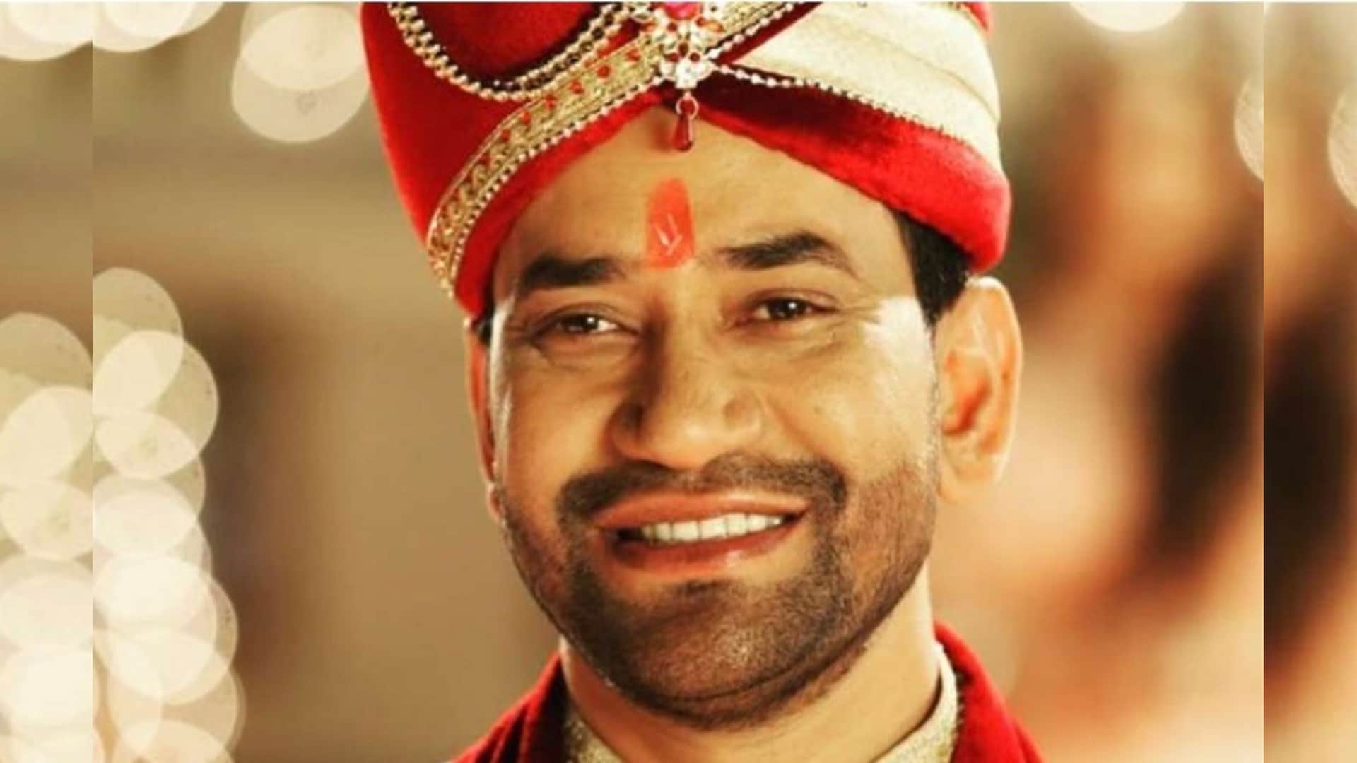 Film Nirahua Hazir Ho first look release on bhojpuri actor dinesh lal yadav nirahua 45 birthday Priyanka Rewri