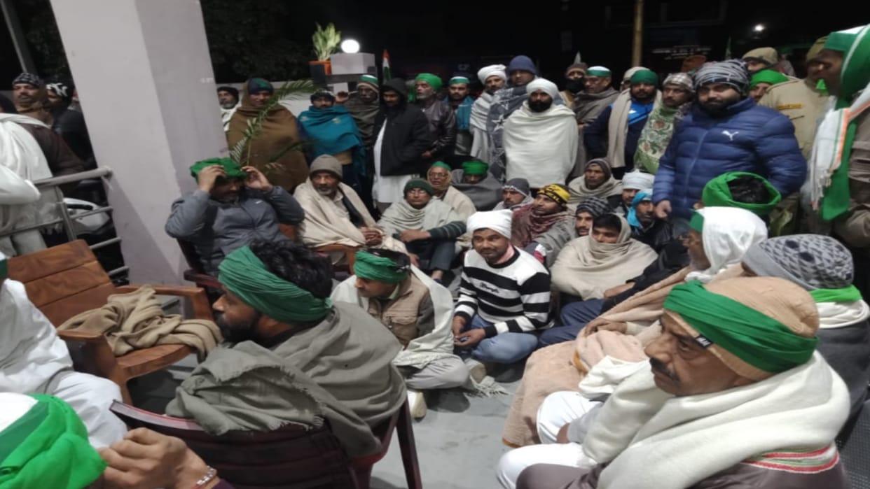 Anger among BKU workers and protest in police station after seizure of bike, case registered against 40 people