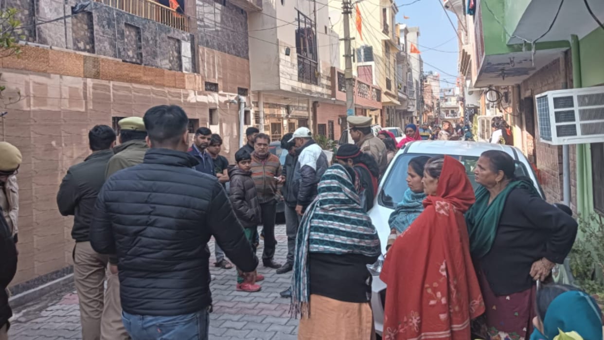A man murdered his wife in Shastri Nagar of Meerut district