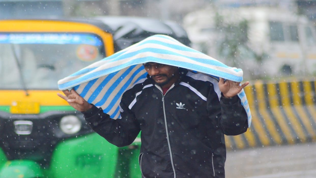 weather update relief from fog after rain in Bareilly