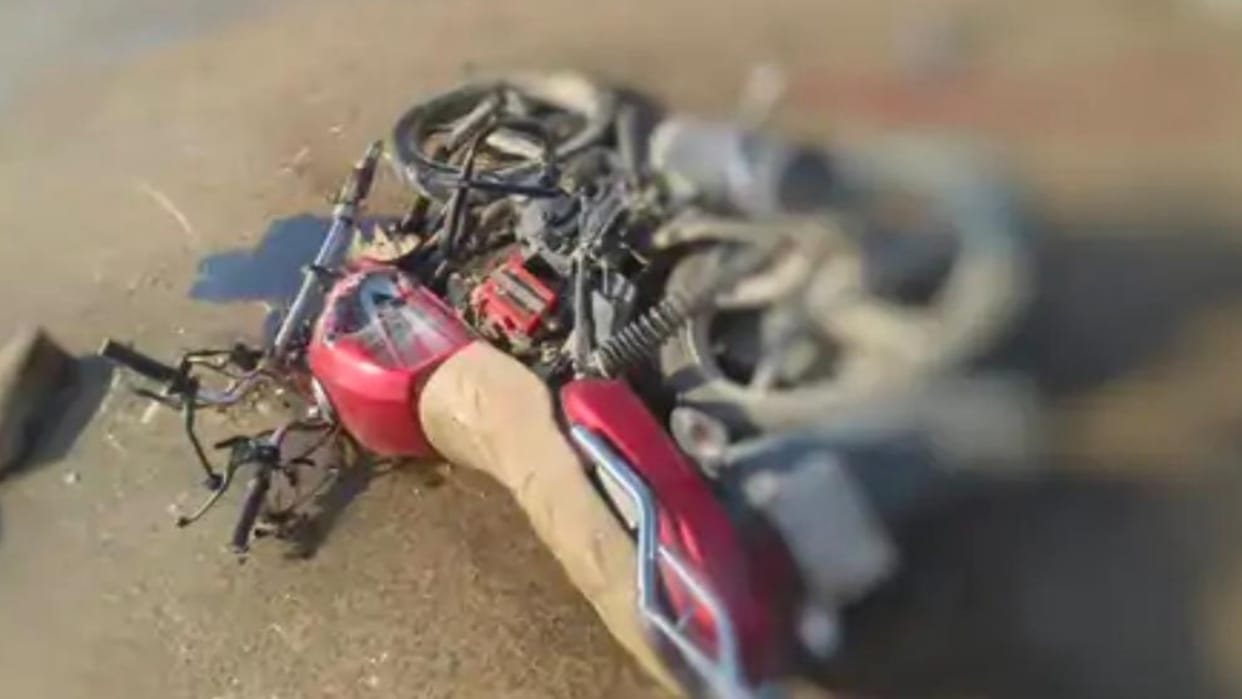 Jaisalmer News Bike riding youth dies in road accident
