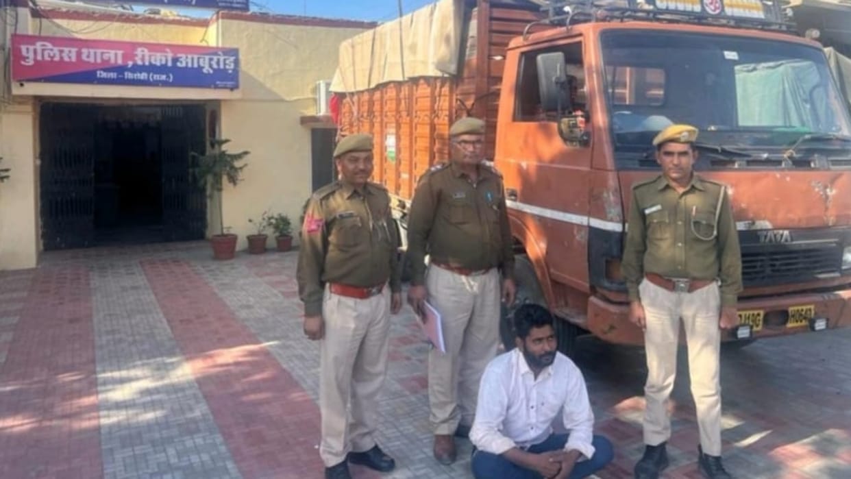 Sirohi Rajasthan-Punjab manufactured liquor was being sent to Gujarat 251 cartoons including truck seized