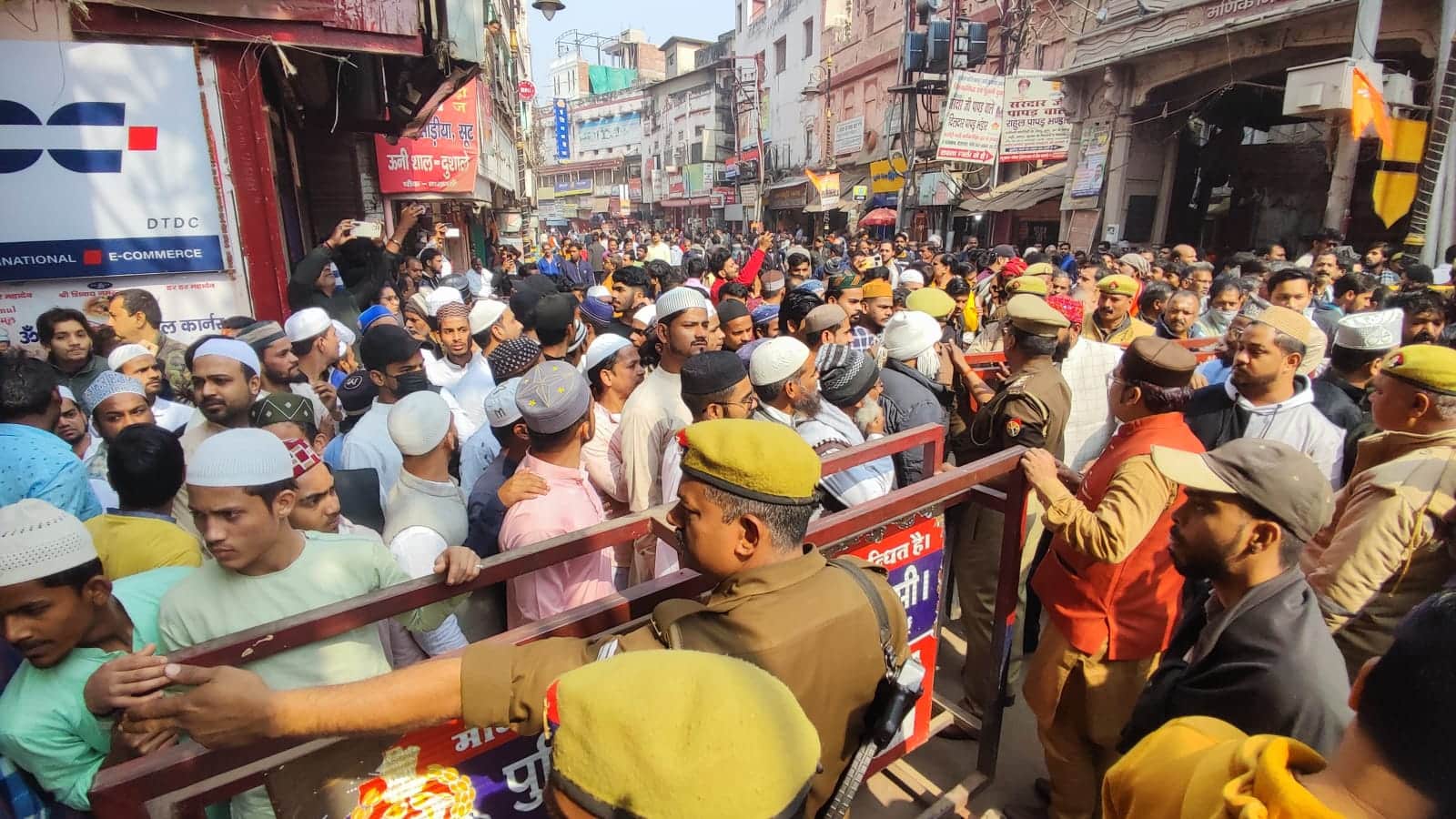 Gyanvapi Masjid News jume ki namaz monitored through drones in varanasi