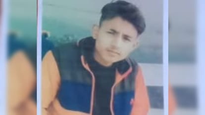 Bihar: संतान न होने पर चार दिन के नवजात को खरीदकर पाला था; मां मोबाइल न दिला सकी, नवयुवक ने फांसी लगा दी जान Bettiah: Mother bought a four-day-old newborn and raised it; Young man hanged himself after not getting mobile