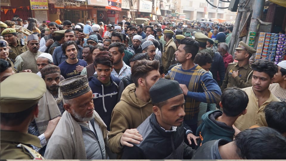 Gyanvapi Case Highest ever till date 2247 namazi reached Gyanvapi for Friday namaz