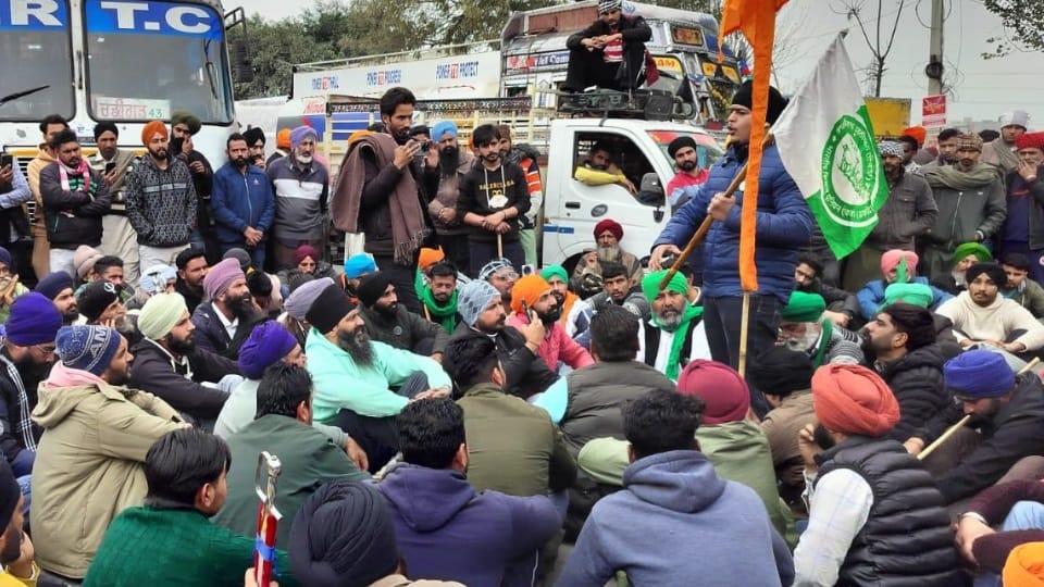 Farmers protest in Sangrur taken into custody by police