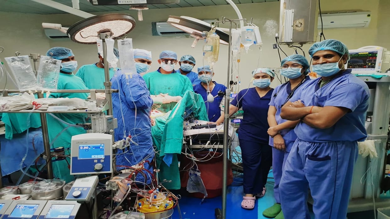 Raipur: Ambedkar Hospital created a record; 295 complex surgery operations done in the year 2023