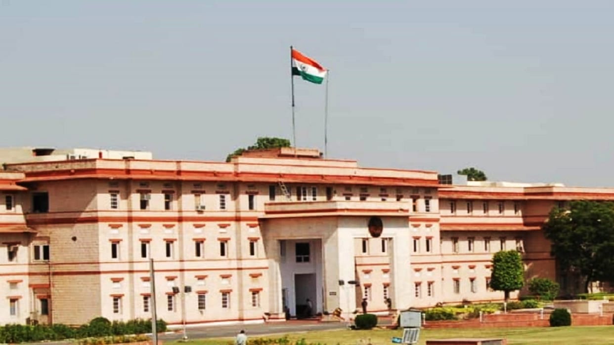 Rajasthan News: Congress's taunt regarding transfer of officers- Will the slip for every post come from Delhi?