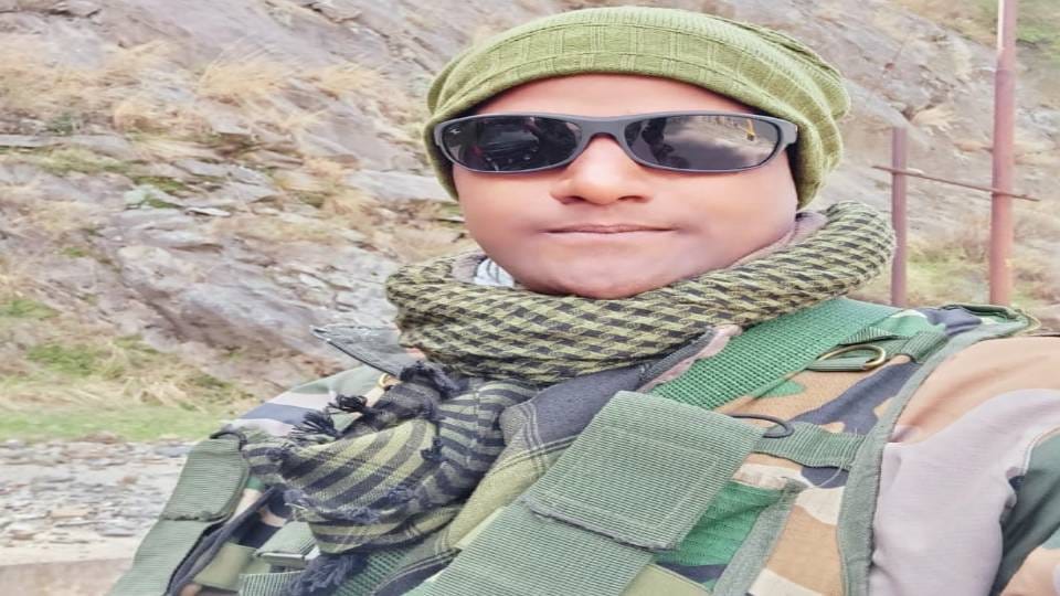 Soldier died while condition of his colleague remains critical in road accident in Mathura