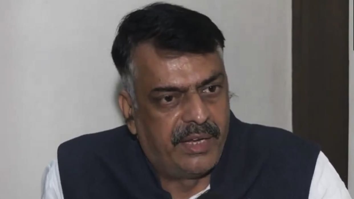 president Rajesh Thakur On Jharkhand Congress MLAs shifted to Hyderabad ahead of Floor Test