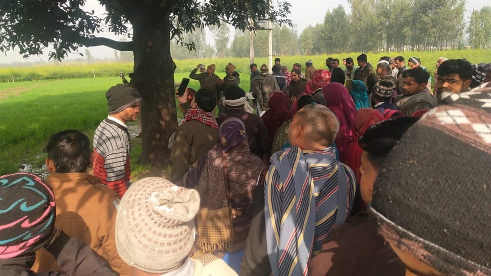 Amroha: Dead bodies boyfriend and girlfriend found hanging, both were missing for three days