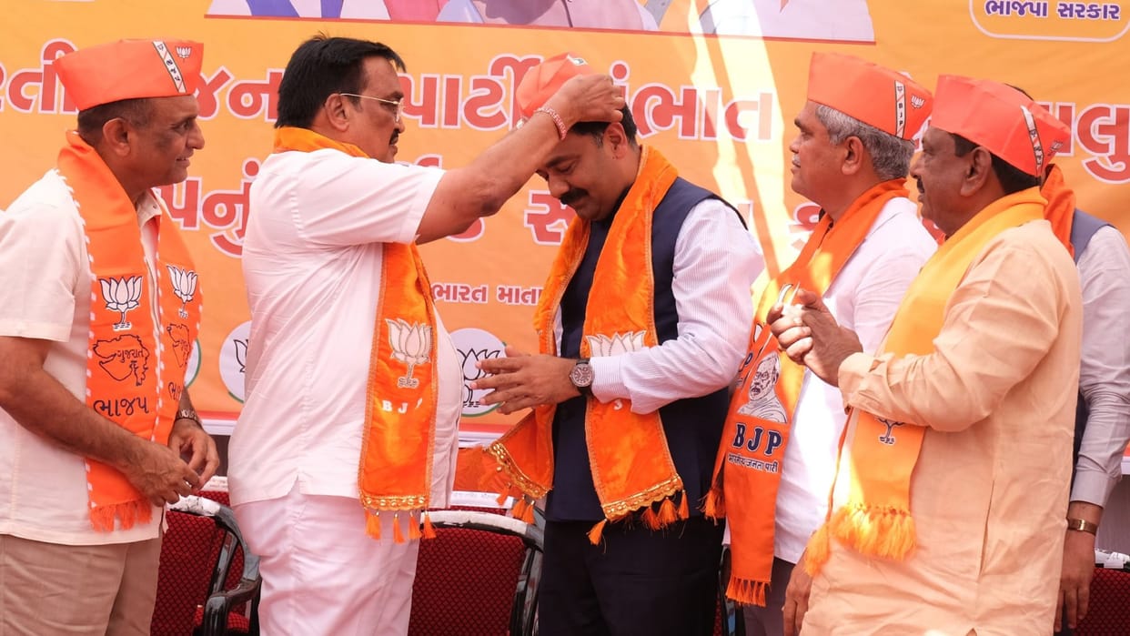 Gujarat: Ex-Congress MLA Chirag Patel joins BJP