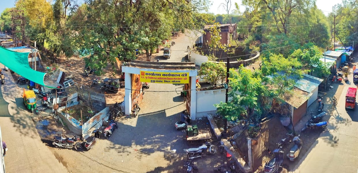 Indore News: The amount did not reach the account of Hukamchand Mill workers even after 40 days, three workers