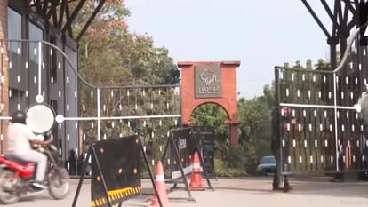 Hyderabad: झारखंड सरकार बचाने में कांग्रेस ने झोंकी ताकत, हैदराबाद के रिसॉर्ट में विधायकों पर पूरी नजर jharkhand mla in hyderabad resort deputy cm mallu bhatti vikramarka meet floor test
