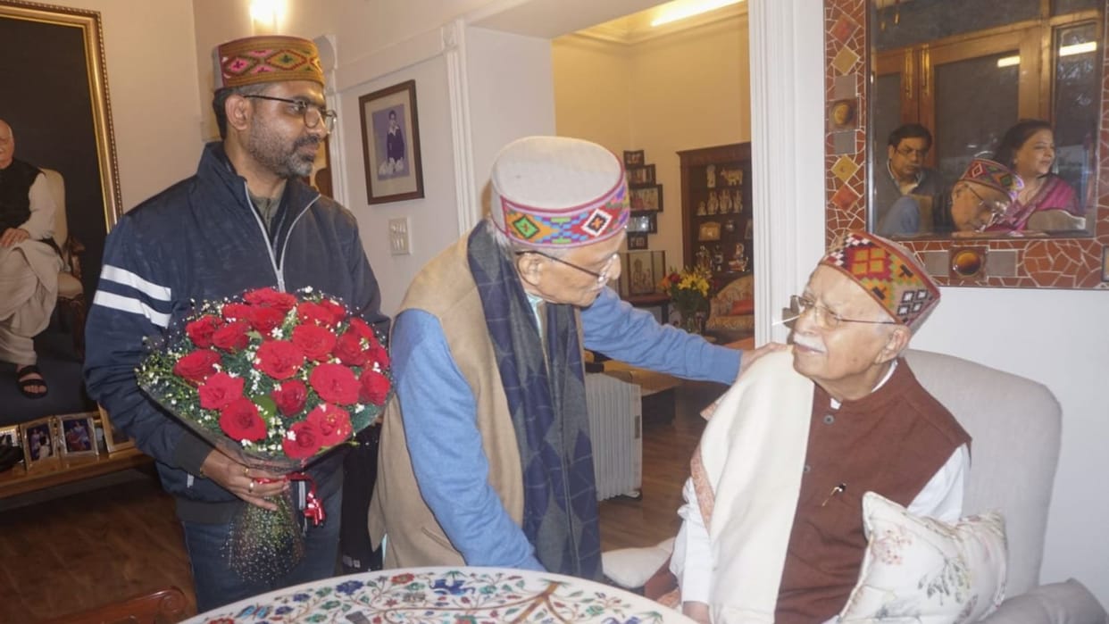murli manohar joshi first reaction after lk advani confered bharat ratna pm modi