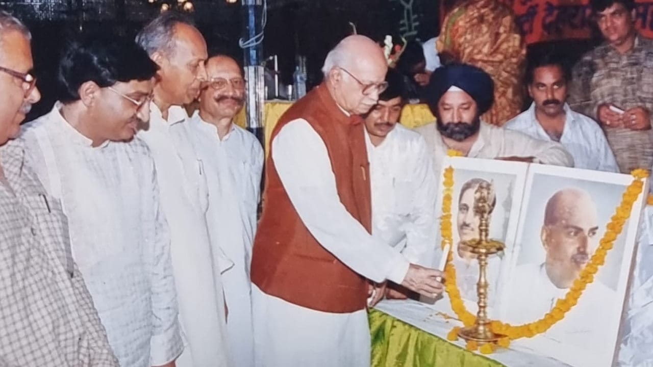 Lal Krishna Advani played an important role in opening the door haridwar of Uttarakhand Watch Photos