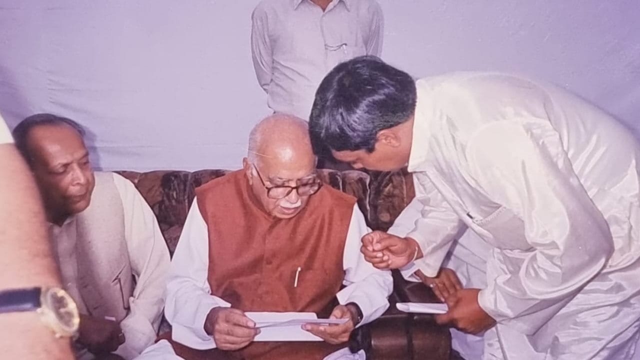 Lal Krishna Advani played an important role in opening the door haridwar of Uttarakhand Watch Photos