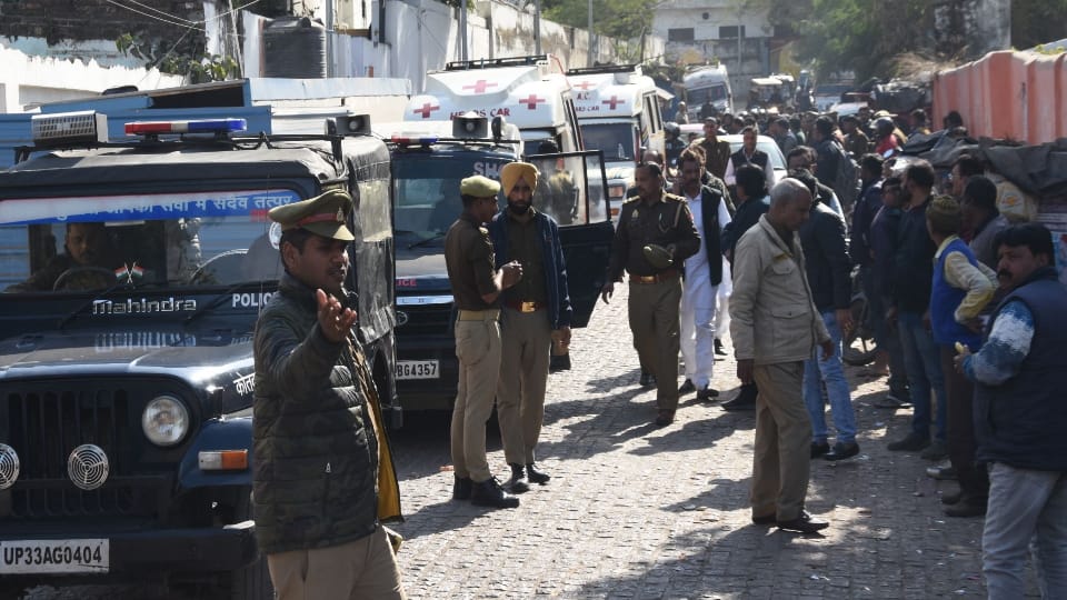Lucknow Triple Murder Lallan business of banned breed of dogs from foreign countries has a hideout in Nepal