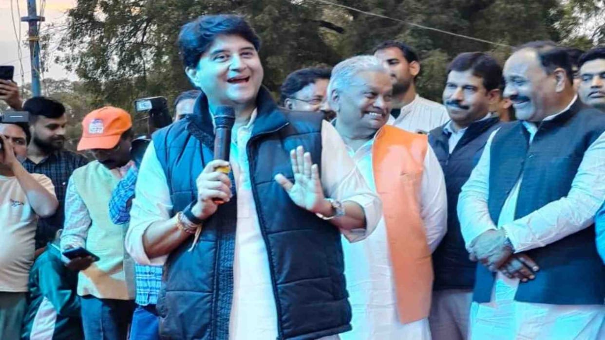 Players honored at MP Sports Festival in Shivpuri