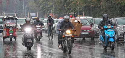 Weather of UP: The entire state is drenched in rain, weather department made predictions for the next 24 hours