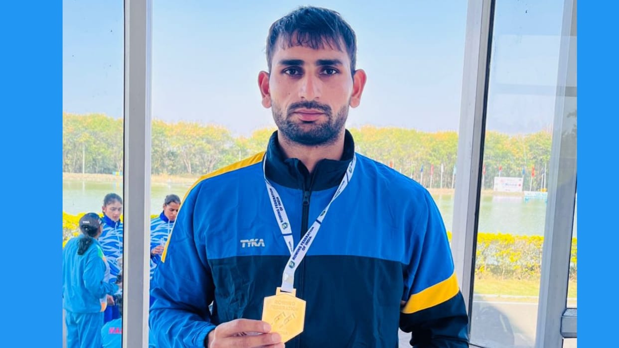 Sports: Manjeet of Bahadurgarh won gold medal in National Rowing Championship