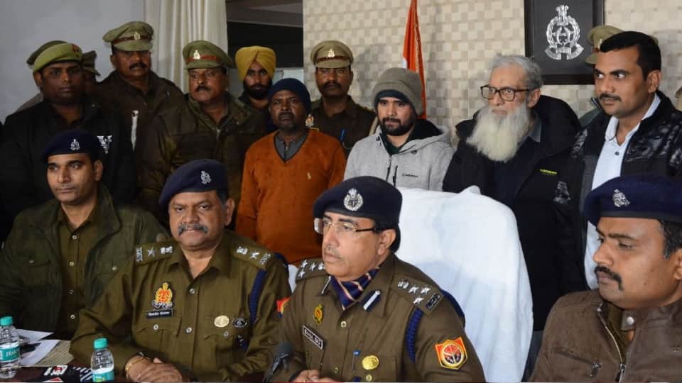 Lucknow Triple Murder Many bullets were fired from Czechoslovakian rifle police claims are false