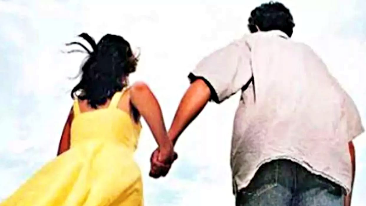 Bikaner Girlfriend went away with boyfriend even after mother persuasion