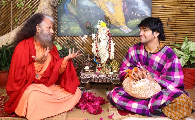 Rishikesh:परमार्थ निकेतन पहुंचे आचार्य धीरेंद्र शास्त्री, स्वामी ...