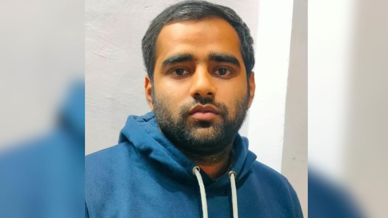 Solver arrested in police radio cadre examination