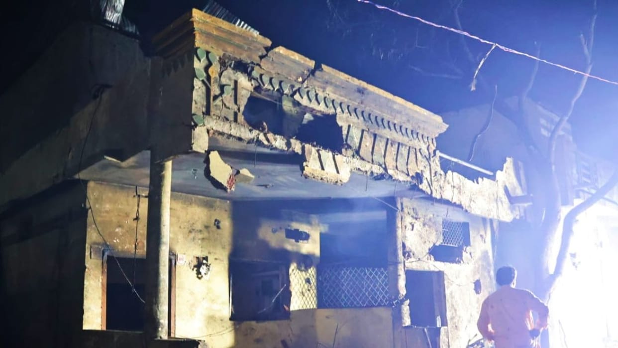 Harda Factory Blast Update over 15 houses of PM Awas Yojana destroyed in illegal firecracker factory explosion