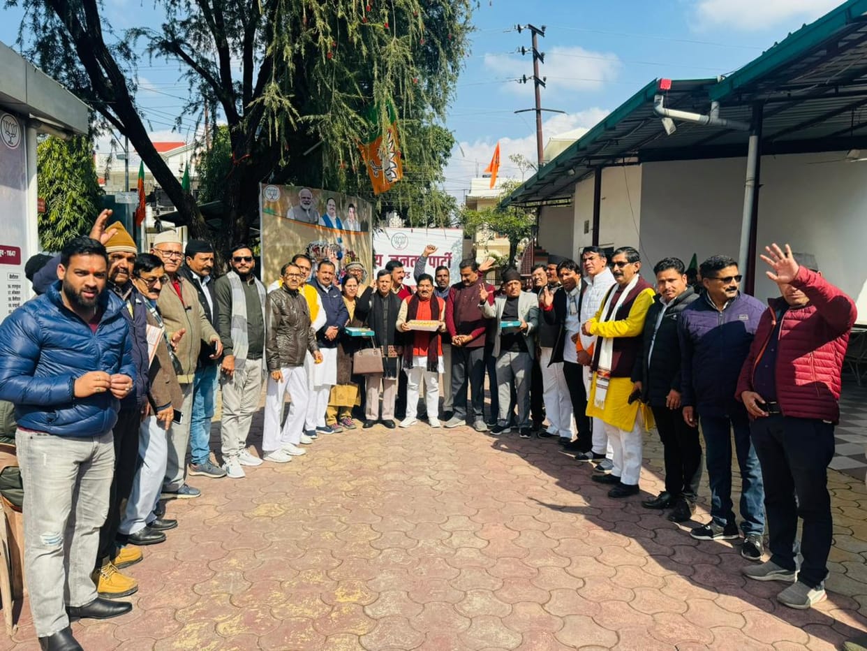 Uttarakhand BJP celebrated presentation of UCC bill in assembly fed sweets