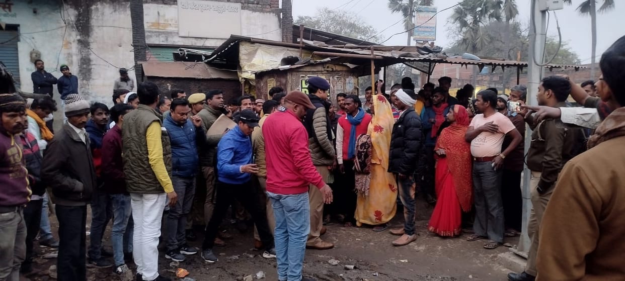 Young man murdered by stabbing with knife in Chandauli