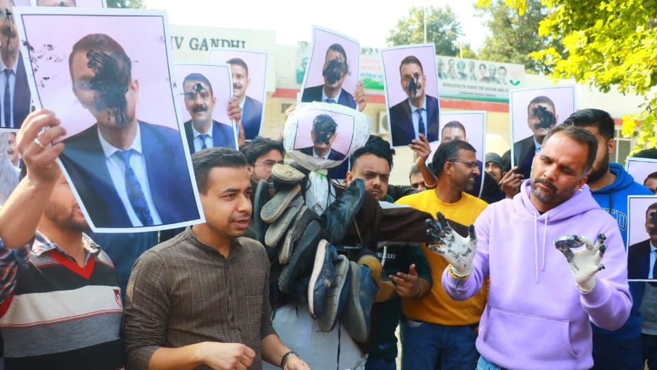 Protest Continues on Chandigarh Mayor Election