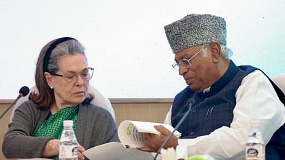 लोकसभा चुनाव: कांग्रेस की दूसरी सूची जारी; नकुल नाथ छिंदवाड़ा तो 24 घंटे पहले आए राहुल कस्वां को चुरू से टिकट Lok Sabha Election 2024: Congress second list released Names of 43 candidates announced