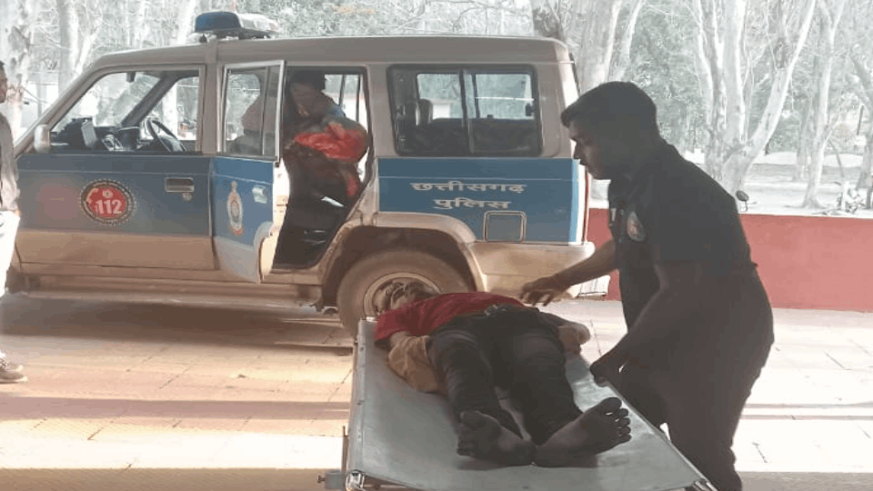 young man who hanged himself while drunk in Korba was admitted to hospital in critical condition
