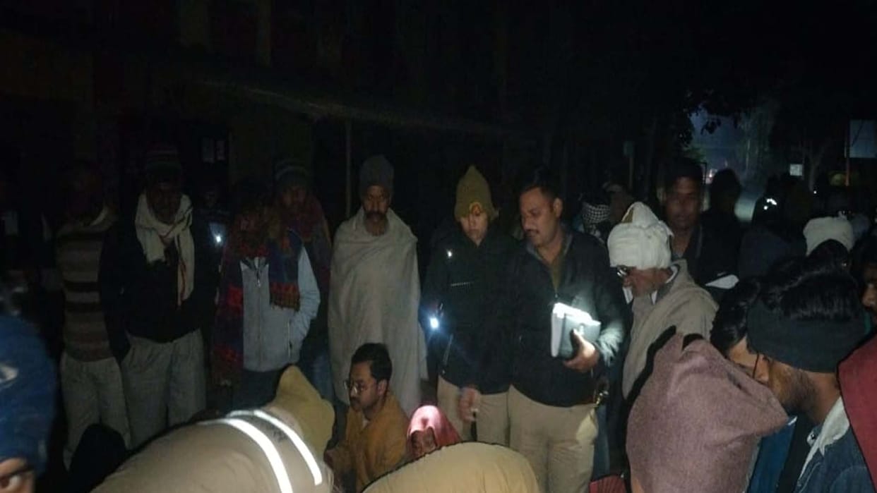 Road accident in Farrukhabad: Three youths died in collision with unknown vehicle