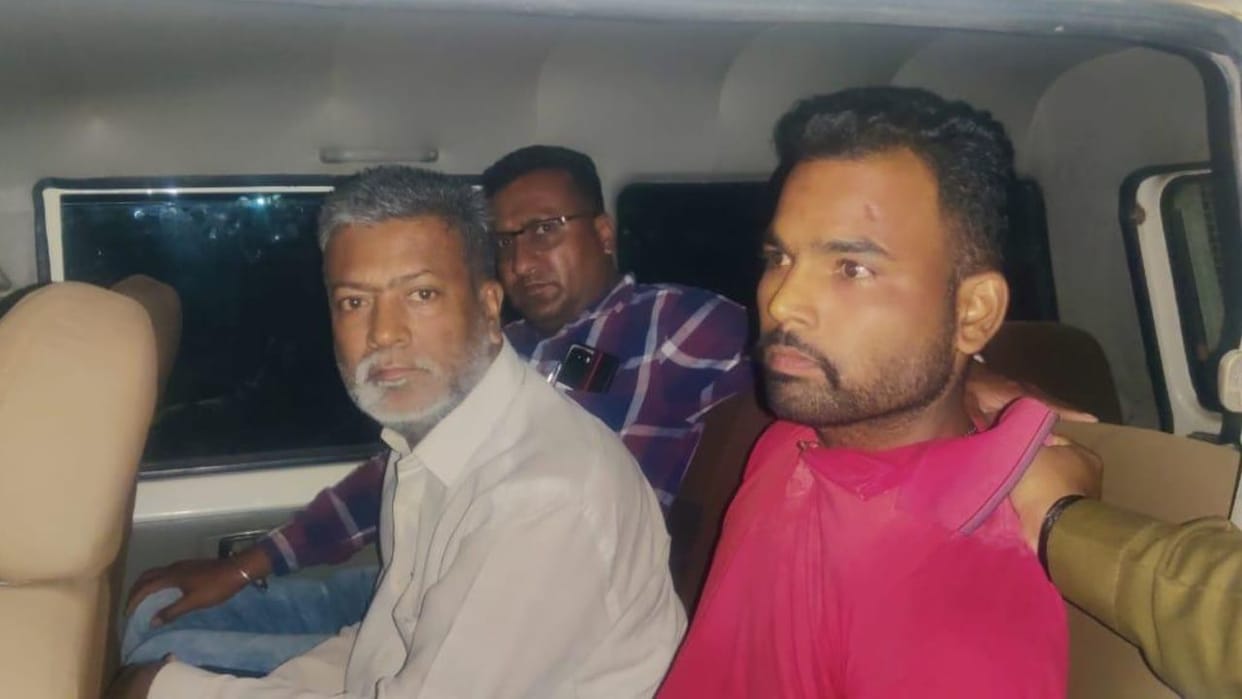 Harda Factory Blast Harda firecracker factory owner Rajesh Aggarwal arrested in Rajgarh