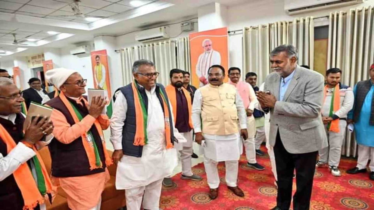 Rewa Politics: Minister Prahlad Patel gave mantra of victory to the workers