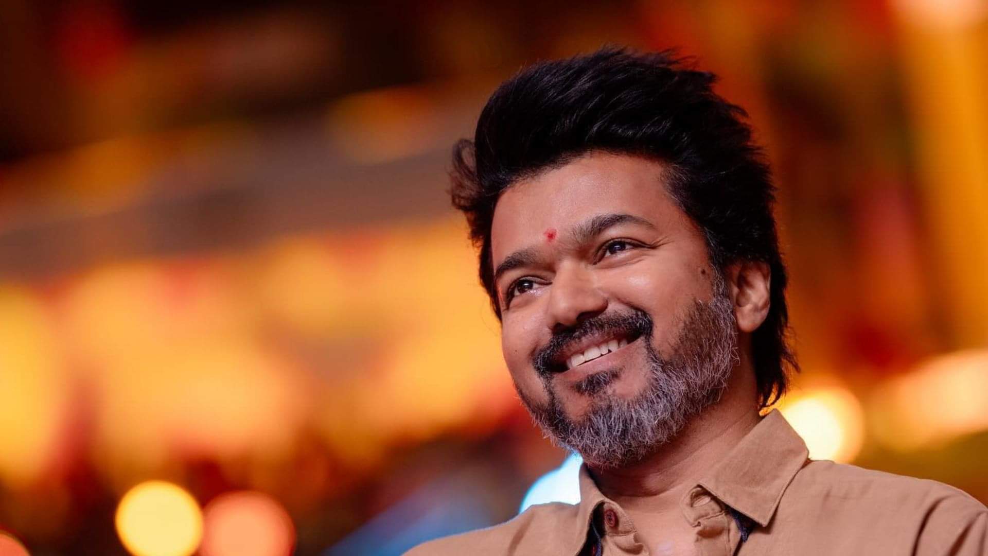 Rajinikanth reaction to announcement of Thalapathy Vijay political entry Lal Salam Actor congratulate him