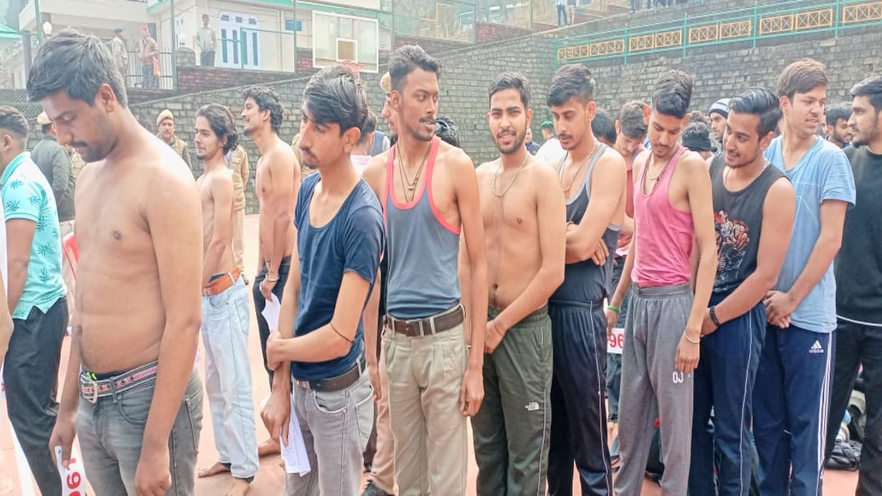 Amidst heavy cold, youth showed enthusiasm for Vanamitra recruitment