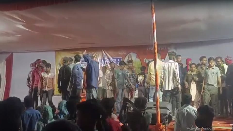 Chhattisgarh: Bloody clash during Hindu Sangam program in Kabirdham.