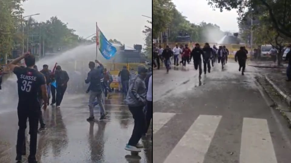 NSUI Protest in chandigarh police use water canon
