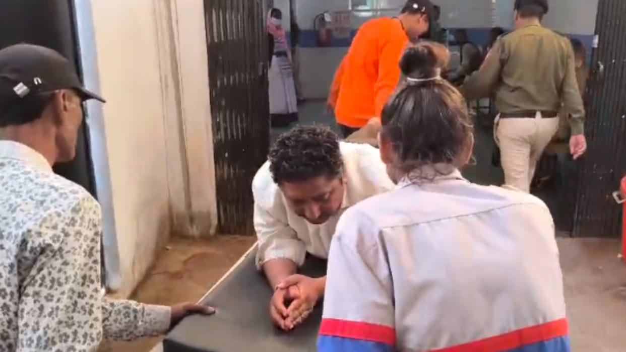 Khargone: Fatal attack on RTI activist in broad daylight, bullet lodged in spinal cord