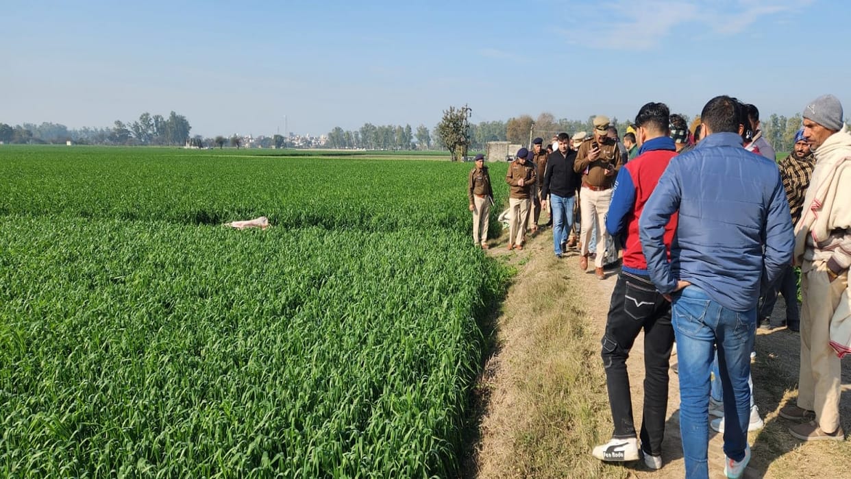 Naked body of woman found in fields of Shahpur in Karnal, police suspecting murder after dushkarm