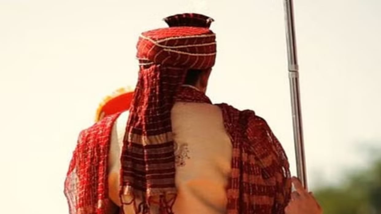 UP: Carried bride in his lap during Jaymala, wedding procession returned without taking her